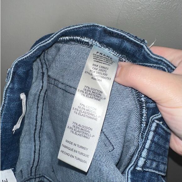 FRAME Le High Straight Trapunto Aurora Patch Pocket Jeans Raw Hem Size 25 - Picture 7 of 8